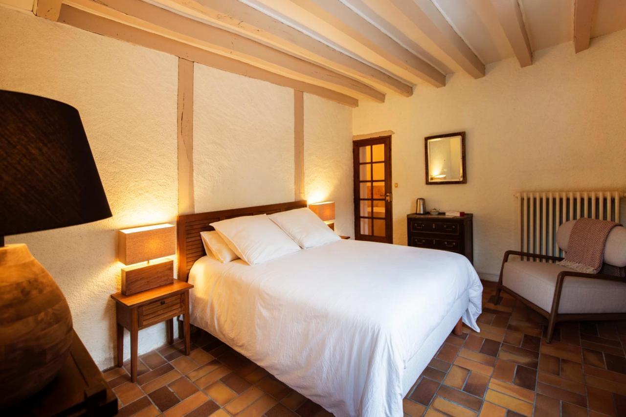 Le Jardin De Josnes Bed & Breakfast Bagian luar foto