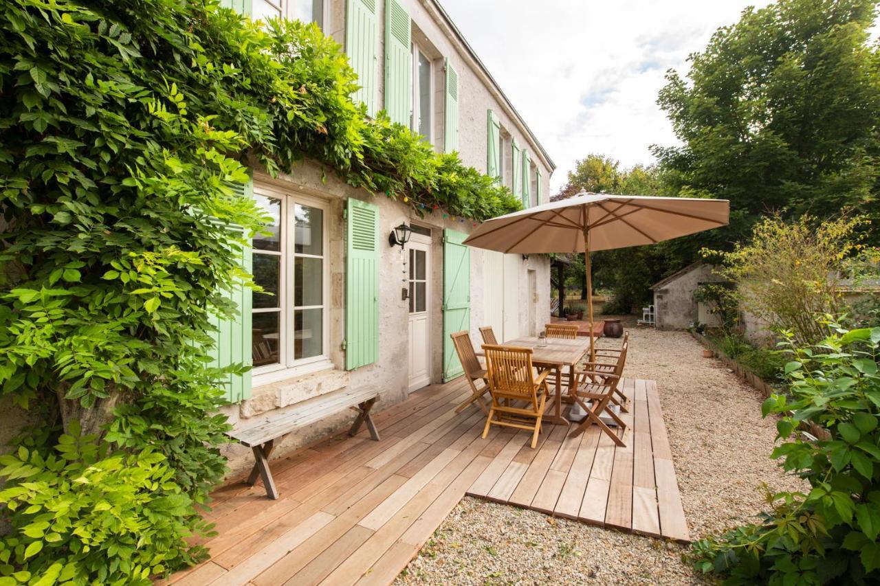 Le Jardin De Josnes Bed & Breakfast Bagian luar foto